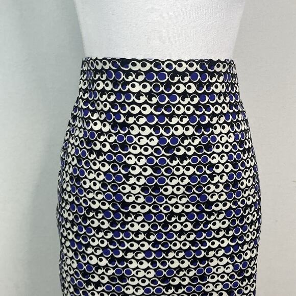 Ann Taylor Skirt size 10 Petite Black Purple Circles Dots Straight Knee Casual - Picture 3 of 10